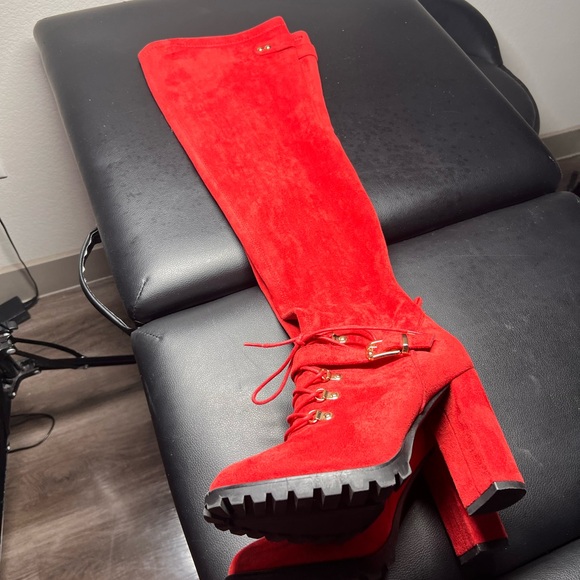 Red cute thigh high boots. - Picture 3 of 4